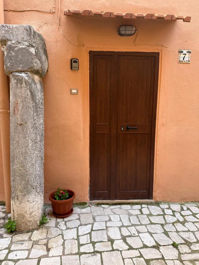 La Finestra Sul Duomo Appartement Gaeta Buitenkant foto